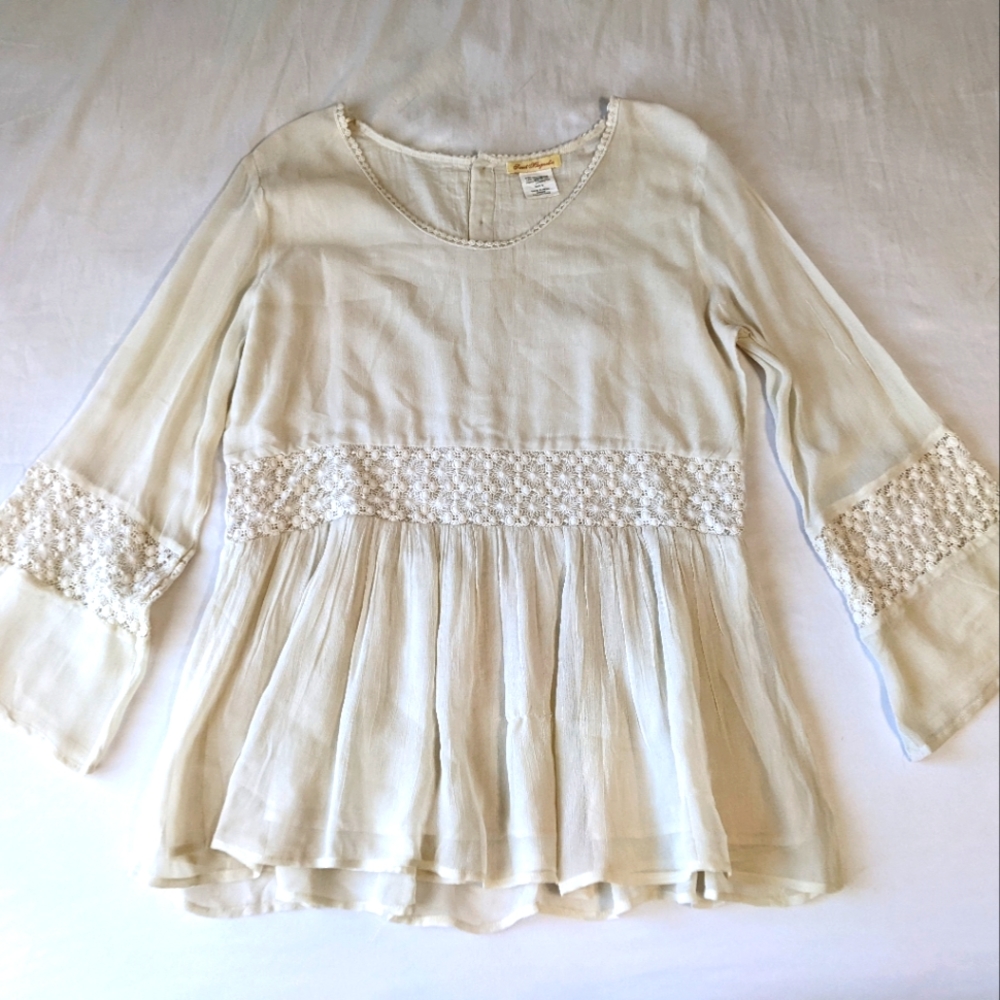 Sweet Magnolia Boho Bell Sleeve Tunic Top